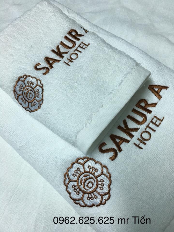 Khăn thêu logo sakura